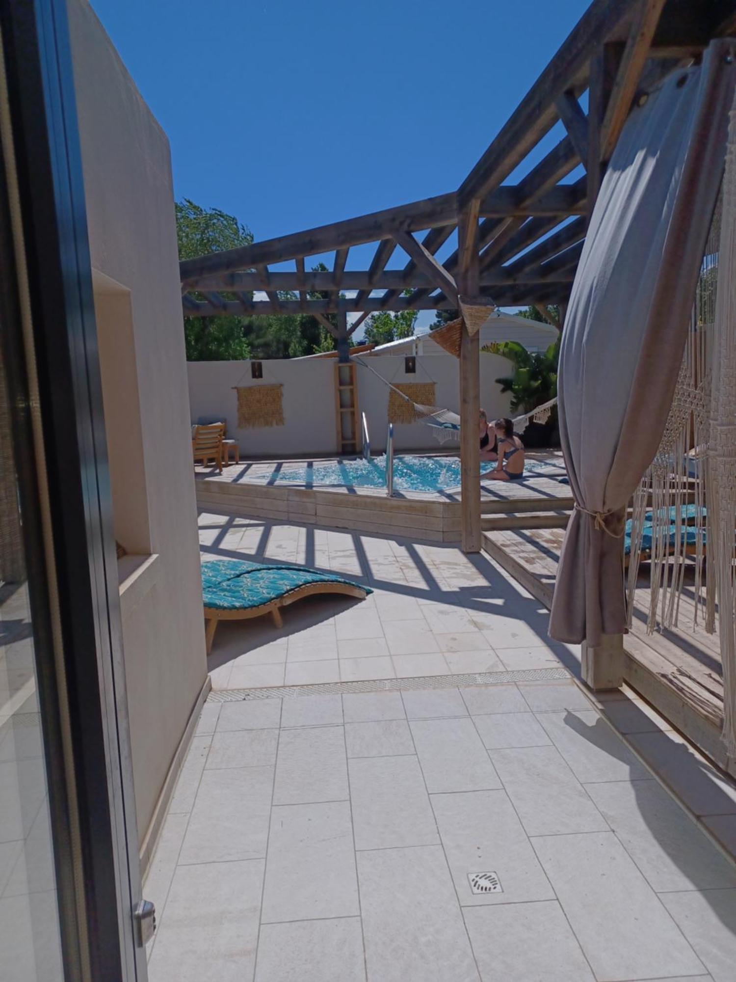 Mobil-Home Pour 6 Personnes Narbona Esterno foto